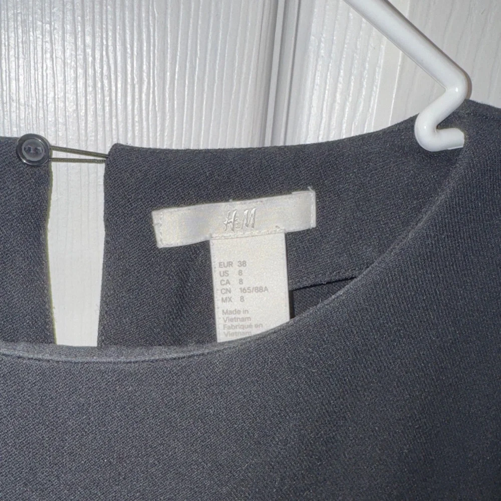 H&M Black Long Sleeve Dress - Picture 3 of 3